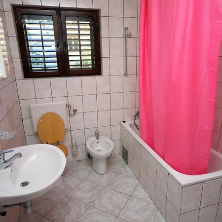 By The Sea Kampor, Rab - 5051 Apartman Kampor
